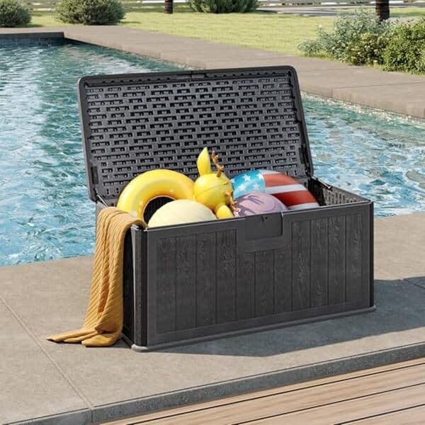 Découvrez notre test détaillé du coffre de rangement Costway 378L : imperméable, verrouillable et idéal pour organiser votre jardin ou terrasse en toute sécurité. 