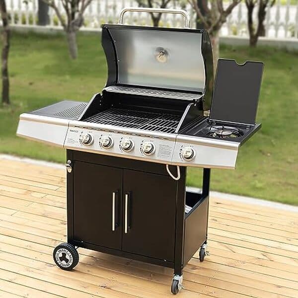 Découvrez notre test détaillé du barbecue Royal Gourmet 4+1 brûleurs 14, 5 kW. Performances, caractéristiques et avis pour bien choisir votre barbecue.