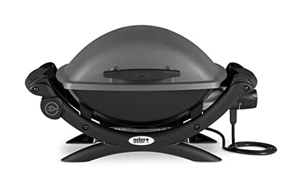 Découvrez notre test détaillé du barbecue Weber Q 1400 : design, puissance de chauffe et qualité de cuisson. Avis honnête et conseils d'achat.