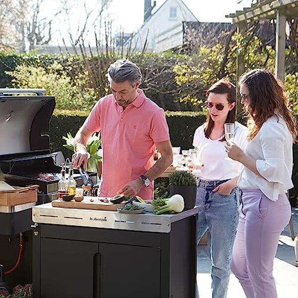 Découvrez notre test détaillé de la table de barbecue Barbecook Premium buddy en inox : caractéristiques, performances et avis pour bien choisir votre équipement.