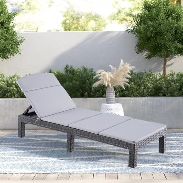 Découvrez notre test complet du bain de soleil Bolli en résine rotin tressé : design ajustable, confort premium et durabilité pour terrasse et jardin.