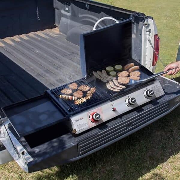 Découvrez notre test détaillé du barbecue Royal Gourmet 3 brûleurs : puissance, polyvalence et qualité de cuisson pour vos repas en extérieur.